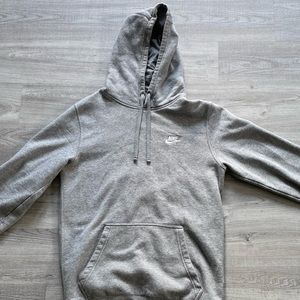 Nike club swoosh hoodie grey